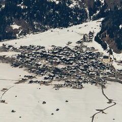 Flugwegposition um 10:40:03: Aufgenommen in der Nähe von Gemeinde Untertilliach, Österreich in 2656 Meter